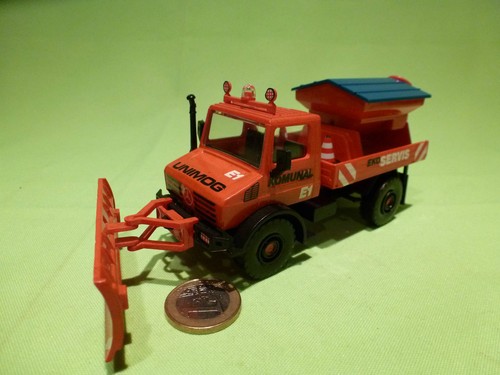 Plastic unimog eko - ,