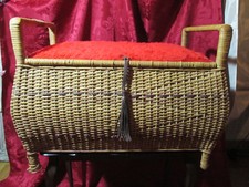 Wäschetruhe,Sitztruhe,Sitzhocker,Weidengeflecht,Weide,Holz,Vintage,Mid Century