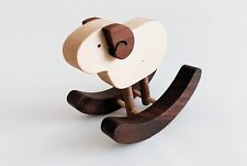 Schaukelschaf aus Holz –