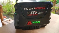 Powerworks Akku 60V 2 aH Ladegerät Rasenmäher