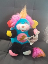 popples Rockstar mit Gitarre