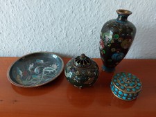Vierteiliges cloisonne - vierteiliges,