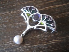 traumhaft schöne Brosche