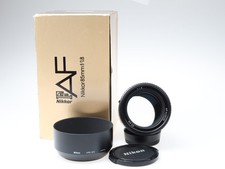 Nikon AF Nikkor 85mm f1.8 Objektiv Lens 98411 near mint wie neu