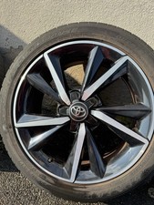 Original Toyota Auris