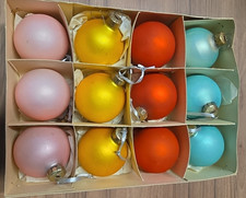 12 DDR Christbaumkugeln