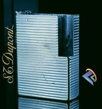 ST Dupont Feuerzeug Silber