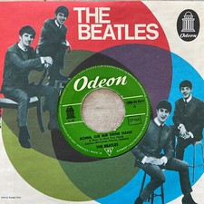 THE BEATLES: Komm,gib mir deine../Sie liebt dich (Single Odeon 1C 006-04 204/NM)