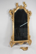 C25V12- Alter Wandspiegel mit Holzrahmen geschnitzt und vergoldet