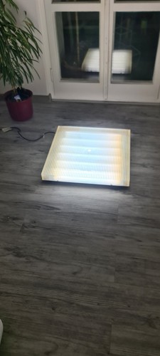 Prismenwannenleuchte