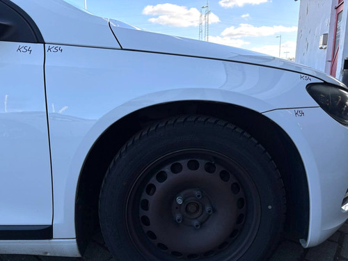 Kotflügel rechts scirocco - vw,