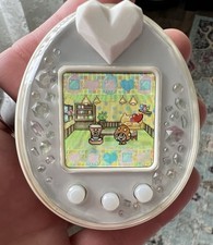 Tamagotchi P's White Bandai