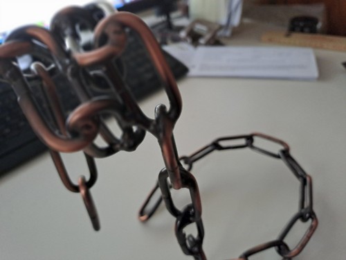 Schwebender weinhalter aus - schwebender,