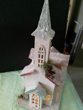 schöne große Weihnachtskirche Holz
