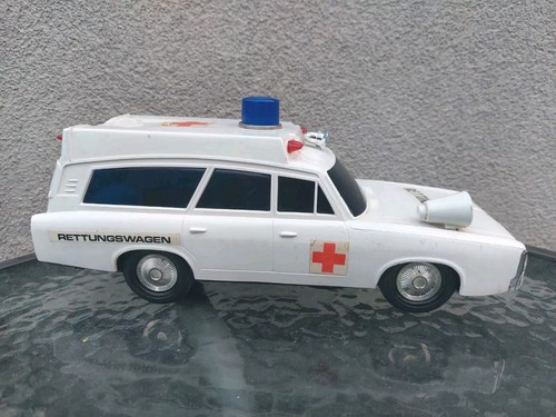 Vintage krankenwagen - vintage,