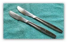 2x Tafelmesser von VEGA Rostfrei - gebraucht