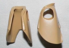 06078, 2x Mantel, Reitermantel (mit Aufschlag), beigebraun