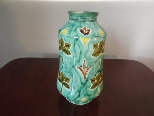 Della robbia birkenhead vase - della,