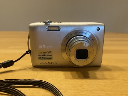 Nikon coolpix s3300 - nikon,