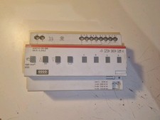 ABB Bus KNX 4-Kanal Dimmer UD/S 4.315.2 