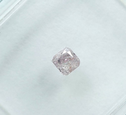 Diamant fancy light pink mit - light,