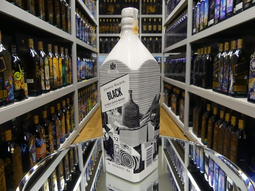 Johnnie walker black label air - johnnie,
