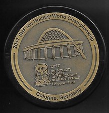 Eishockey Puck WM 2017 KÖLN DEUTSCHLAND MIT METALLPLATTE       DEL NHL