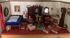 Puppenstuben Antik ca.55x24 cm Komplett eingerichtet m.Beleuchtung Batterie.