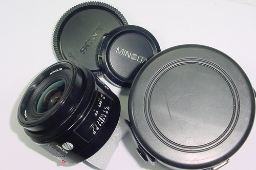 Minolta 28mm 8 - f/2.8, af