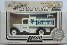 Lledo 1934 Ford Model A Stake