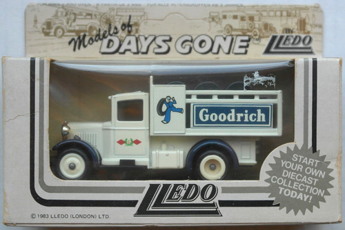 Lledo 1934 ford model stake - lledo,
