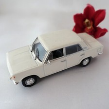 Polski Fiat 125P weiß