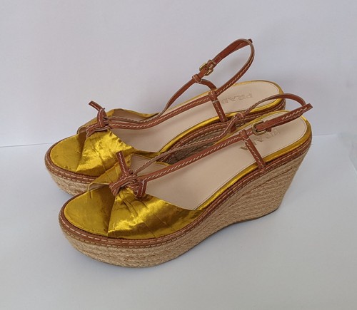 Prada ledersandalen mit - ledersandalen,