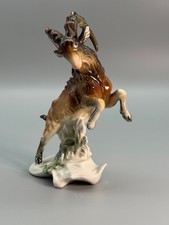 Karl Ens Volkstedt Thüringen Steinbock mit Eidechse feinste  Porzellanfigur