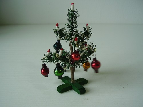 Antiker kleiner weihnachtsbaum - kleiner,