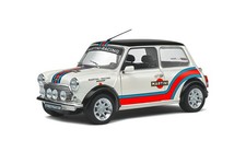 Solido 421182880 - 1:18 Mini