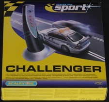 Scalextric Sport C8159 Challenger System Black Mercedes CLK für Autorennbahn