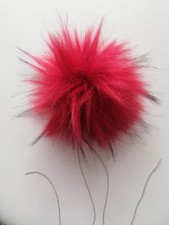 Rote Kunstfell Bommel mit