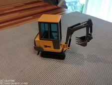 Jaol Spielzeug Bagger JCB 801 Exkavator 1:35 gebraucht bespielter Zustand