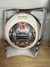 Matchball Adidas Torfabrik