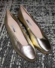 Goldene Leder-Pumps  Gr. 3 1/2