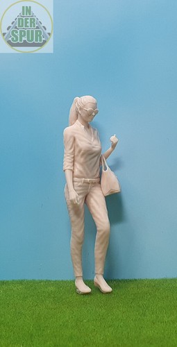 Modellbahnfigur anna reisende - modellbahnfigur,
