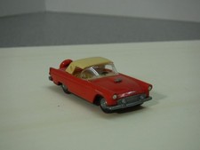 Ford Thunderbird Convertible (1957-1958), rot, Dach geschl., Praline', H0 1:87