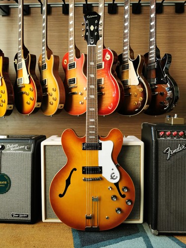 Epiphone riviera 2024 - epiphone,
