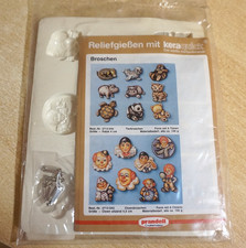 Gießform Gipsform Clowns Ausgießform Prandell Brosche Reliefgießen