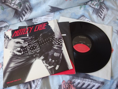 Mötley crüe too fast for - fast,