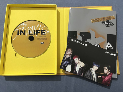 Stray kids life - kids, album