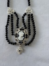 Halskette Trachtenkette ornamentalem Antikdesign Kamee Anhänger