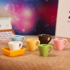  12pcs farbige Mini-Haus-Tasse Harz-Verzierungen dekorative Mini-Tassen mit