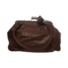 Sticks and Stones, Handtasche